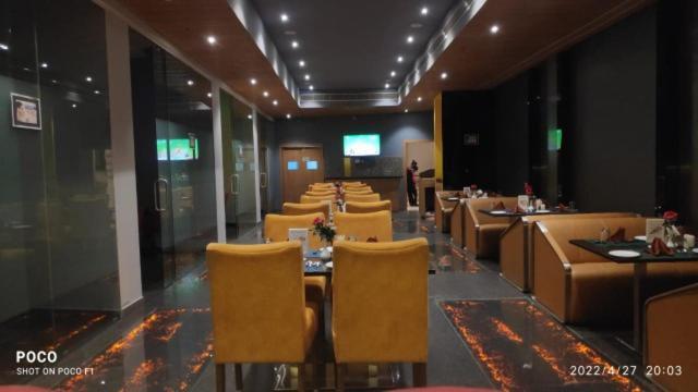 hotel Accord Premier Raigarh Exterior foto